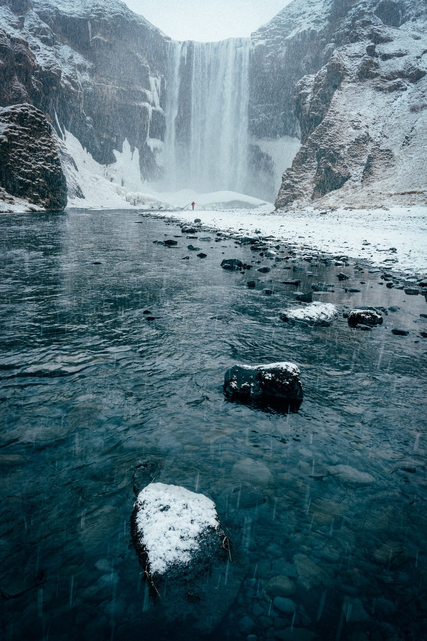 Waiting for Gold — Iceland, fine art landscape photograph by Carlos Rodríguez Pacheco